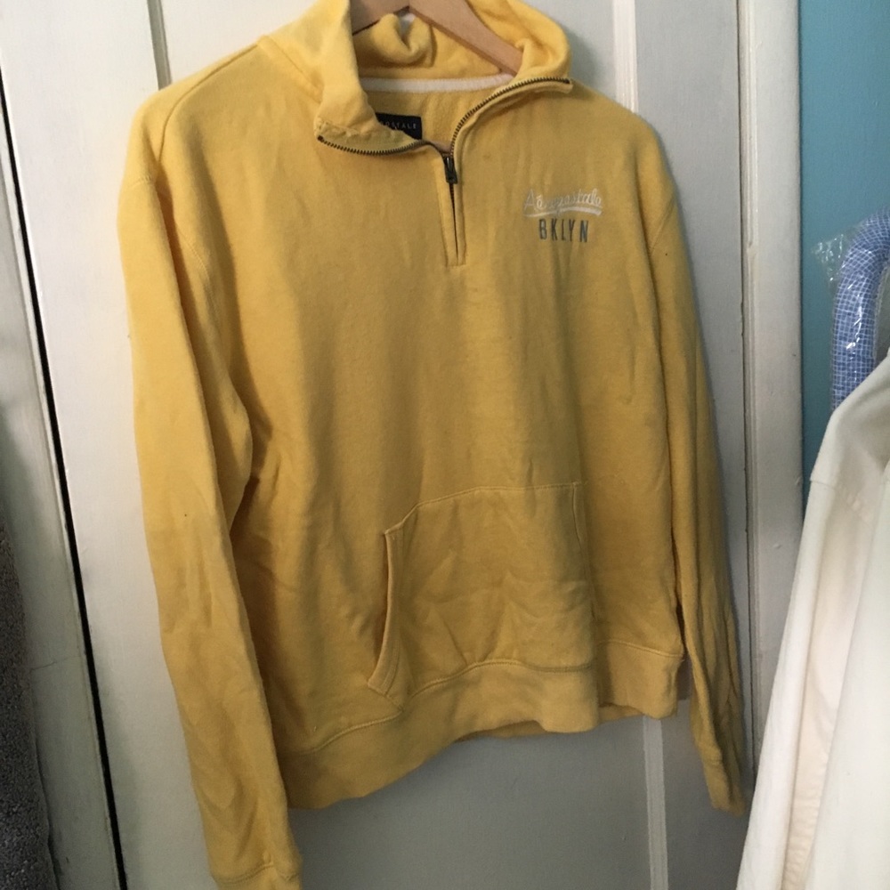Yellow Aeropostale